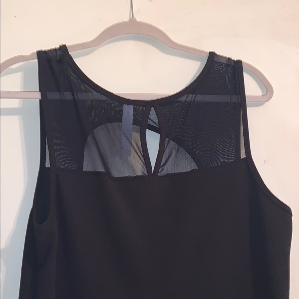 Short black dress - Picture 2 of 2